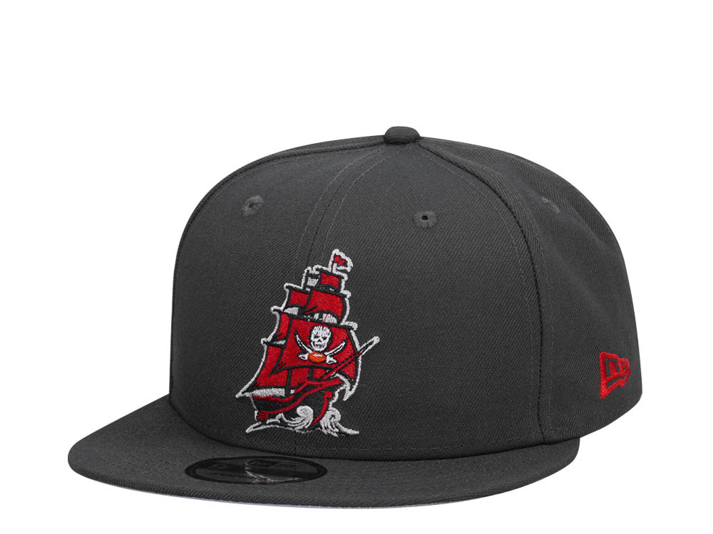 New Era Tampa Bay Buccaneers Gray Red Detail Edition 9Fifty Snapback Casquette