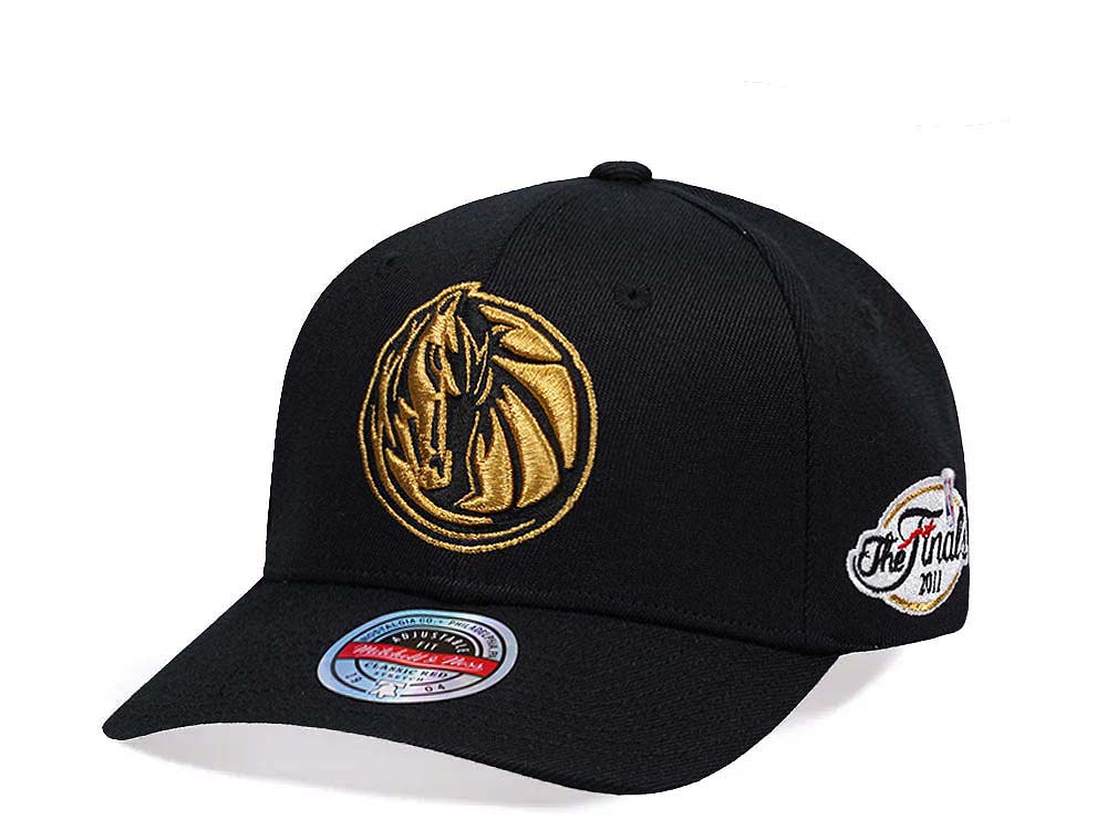 Mitchell & Ness Dallas Mavericks NBA Finals 2011 Gold Hardwood Classic Red Flex Snapback Casquette