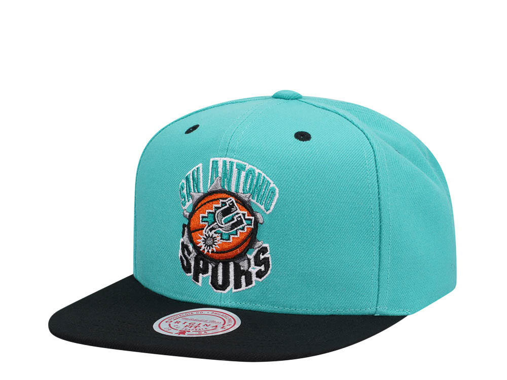 Mitchell & Ness San Antonio Spurs Breakthrough Two Tone Snapback Casquette