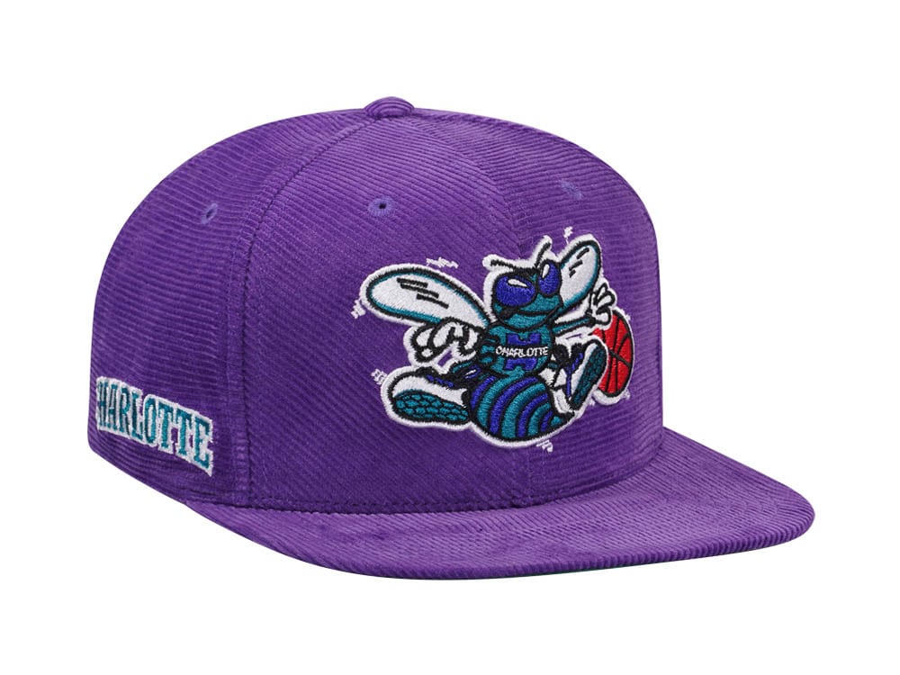 Mitchell & Ness Charlotte Hornets Purple Cord Hardwood Classic Snapback Casquette