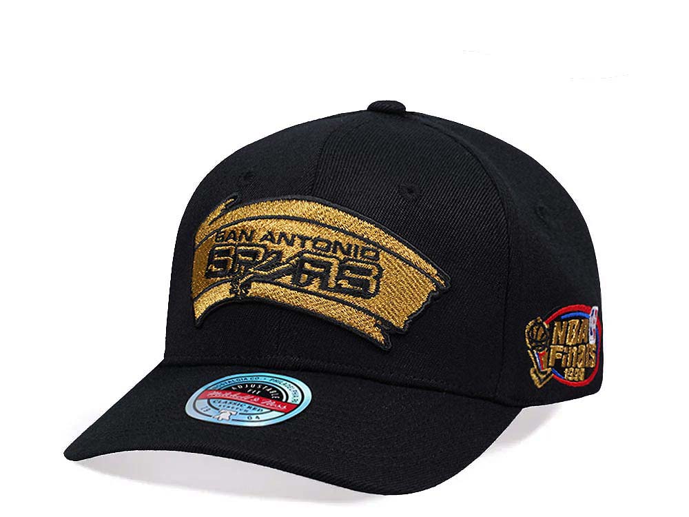 Mitchell & Ness San Antonio Spurs NBA Finals 1999 Gold Hardwood Classic Red Flex Snapback Casquette