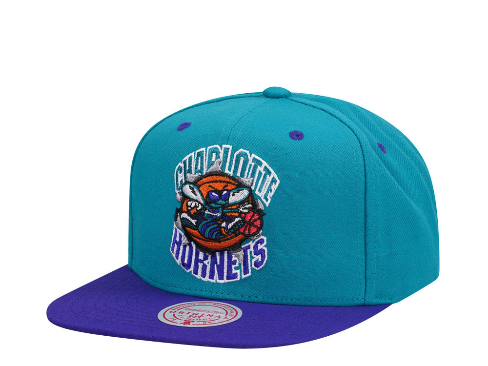 Mitchell & Ness Charlotte Hornets Breakthrough Two Tone Snapback Casquette