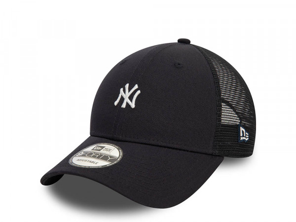 New Era New York Yankees Navy Trucker 9Forty Strapback Cap